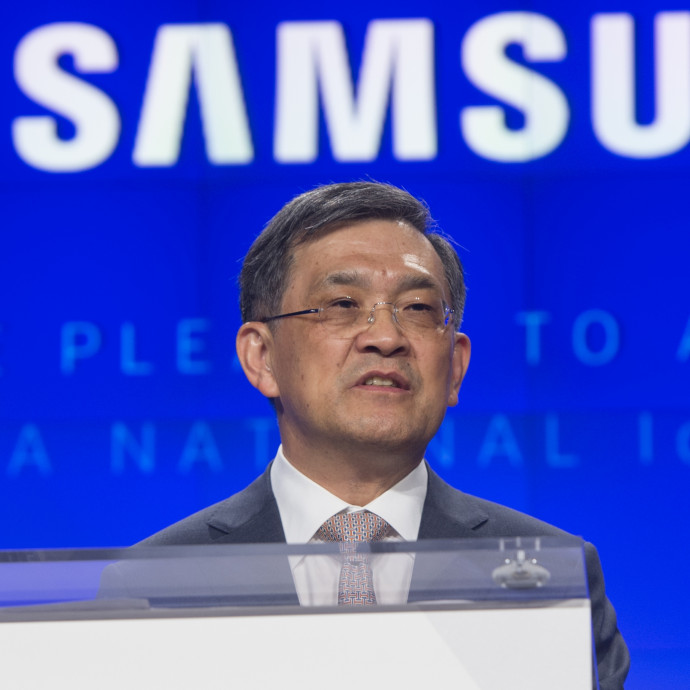 Nagyon jól megy a Samsungnak, csak éppen lefejezi magát