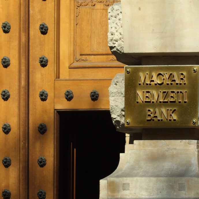 Nemhagyományos eszközökkel lazítana tovább az MNB