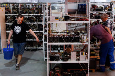 Egyszer valaki elbeszélgetett Putyinnal, és Oroszország szerelmes lett a bitcoinba