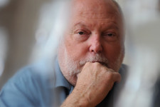 A Rádió 1 után a Class FM sávja is Andy Vajna közelében landolhat