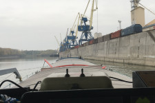 Élet egy teherhajón, ahol mindennap történik valami