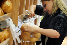Tényleg csak bablevest és zsíros kenyeret esznek a szegények Magyarországon?