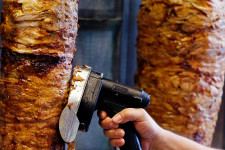 Finom a kebab? Mert E-betűs szereket tesznek bele, de lehet, hogy már nem sokáig