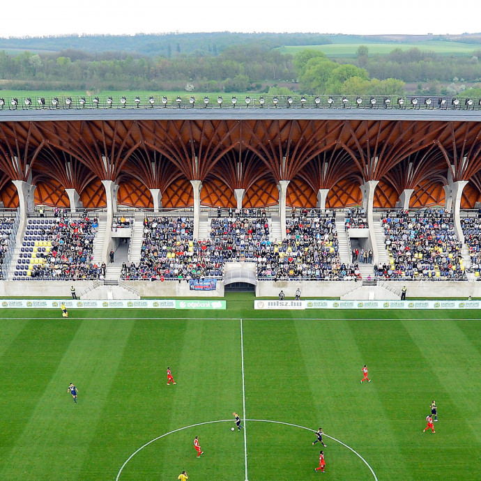 Újabb 2,3 milliárdnyi közpénzt kap a felcsúti futballakadémia