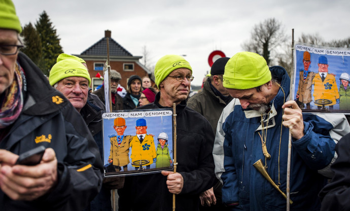 Tüntetés a gázkitermelés ellen Groningenben 2014 januárjában. Fotó: AFP/Europess
