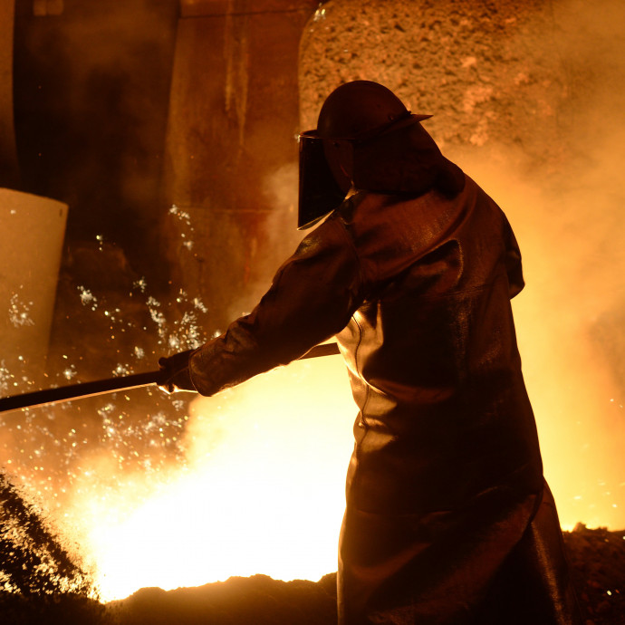 Megvenne egy acélgyárat az állam, de titkolják, hogy melyiket