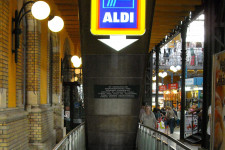 Pályát tévesztettél? Az Aldi boltvezetője havi bruttó 844 ezret keres