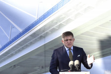 Szlovákia még jobban leköröz minket a bérekkel
