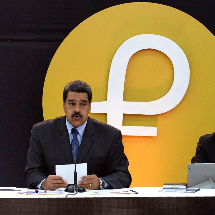 Kriptoszemfényvesztéssel menekülne Venezuela az államcsőd elől