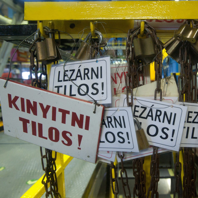 Adhat-e pénzért tanácsot a paksi bővítéshez, aki az engedélyeket kiadja?