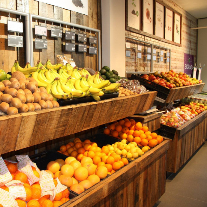 Megnyitották az első műanyagmentes szupermarketet