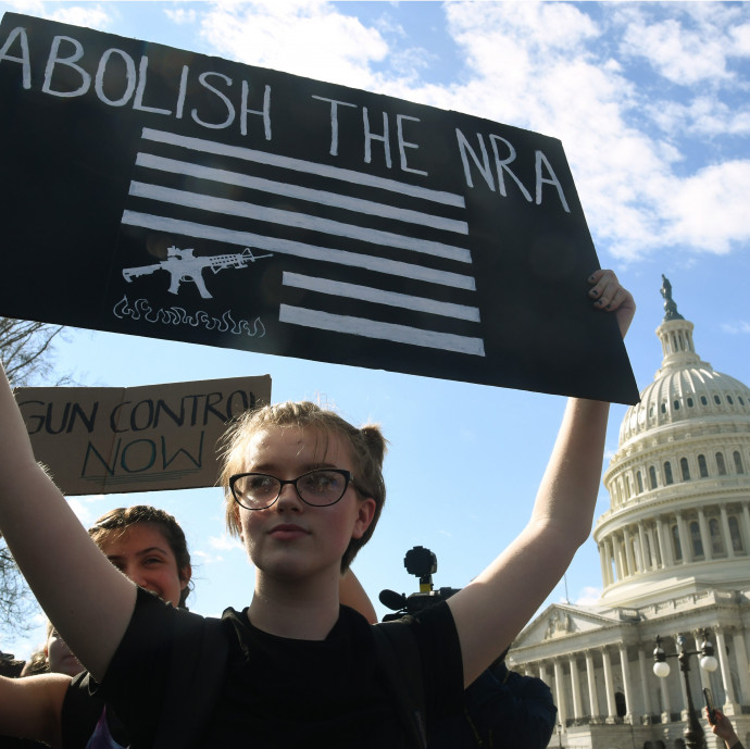 A piac döntheti el a fegyverkérdést az USA-ban