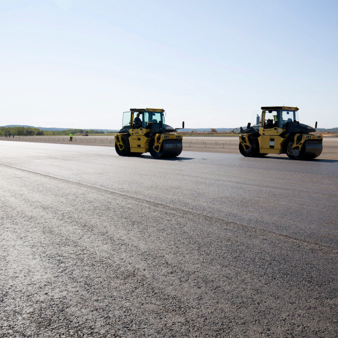 Mészáros vagy Simicska? Ugyan, az osztrákok szakítják a legnagyobbat a magyar út- és vasútépítéseken