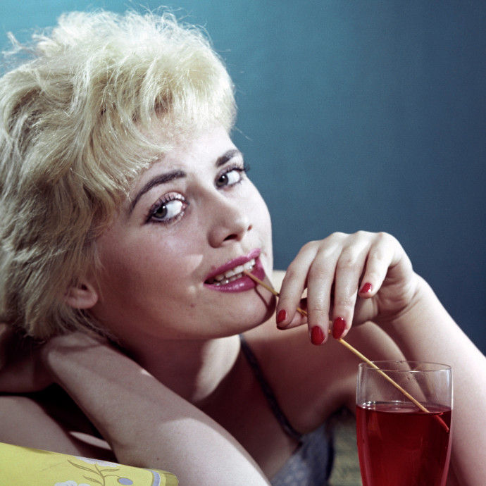 Ideje volt már, hogy közellenség legyen a műanyag szívószálból