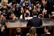 Zuckerberg kínvallatásának legérdekesebb kérdése: a Facebook egy monopólium?