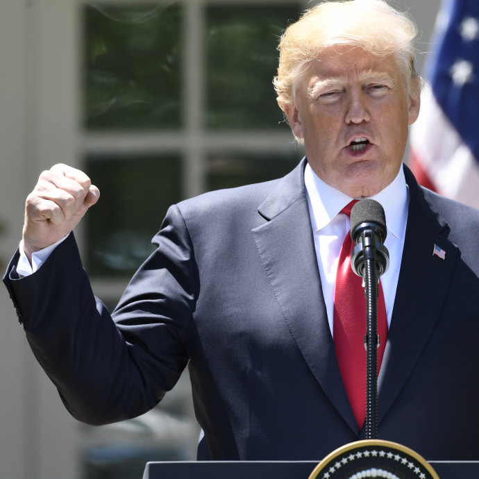 Trump tovább húzza az időt a védővámok kivetésével