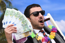 Keveset tudunk a leggazdagabbak jövedelmeiről, mert rejtőzködnek és trükköznek