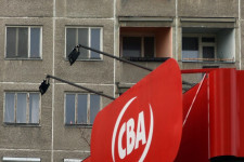 Üzleti vaslogika miatt kell a CBA-nak alulmaradnia a Lidl-ékkel szemben