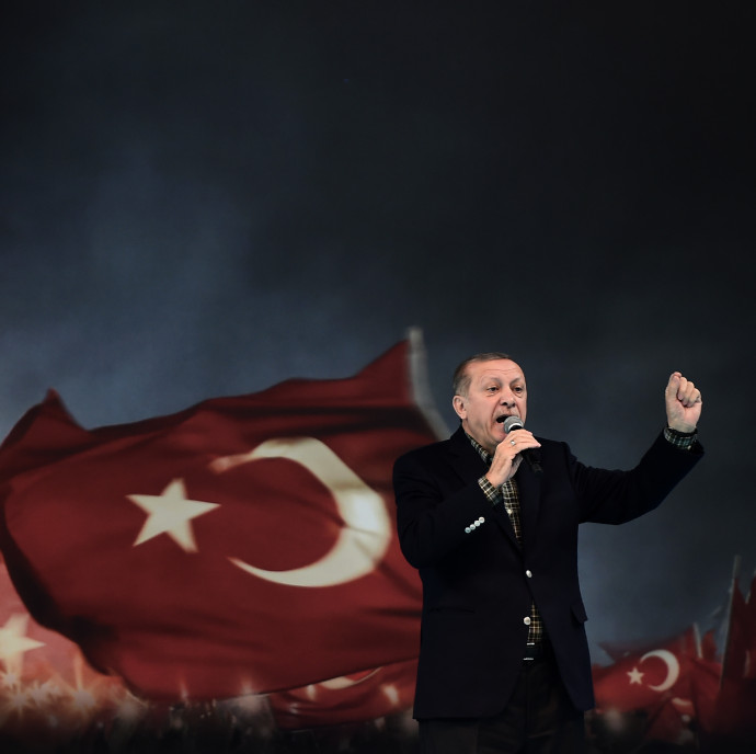 Erdogan a választások után a török jegybanknak is nekimenne