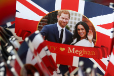 Sokba kerül, de sok pénzt is hoz a brit királyi család