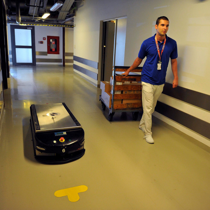 Sok új munkahelyet is teremtenek majd a robotok