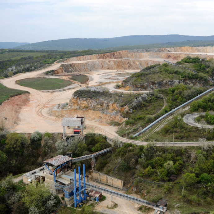 1,3 milliárd forintot vettek ki Orbánék a család legnagyobb cégéből