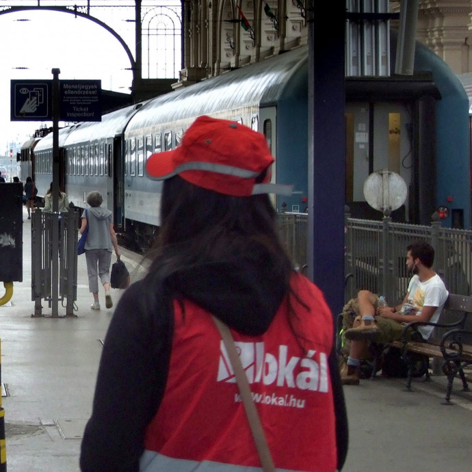 Kellemeset a hasznossal: így válnak a közpénz-milliárdok magánvagyonná a kormánypropagandával