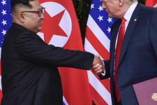 Köszönöm, ez fantasztikus, mondta Trump Kim Dzsongunnak
