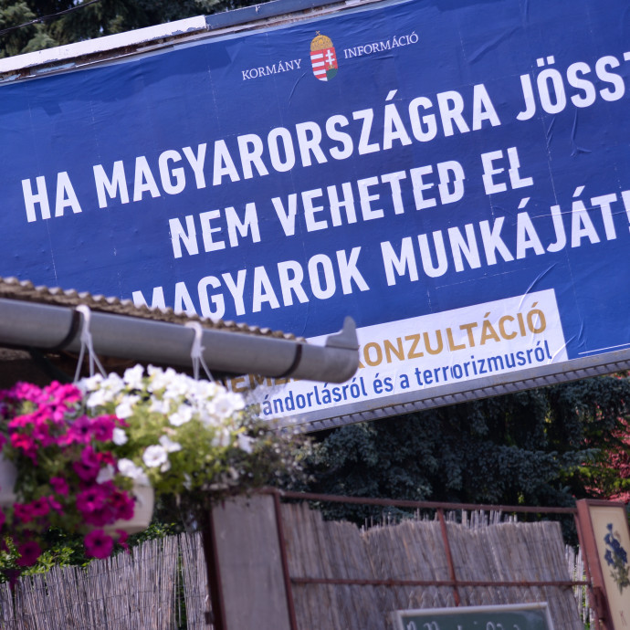 Monopolizálódott az állami kommunikáció, 75 milliárd mehet egy emberhez
