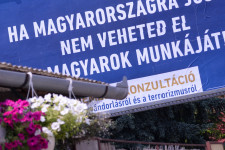 Monopolizálódott az állami kommunikáció, 75 milliárd mehet egy emberhez