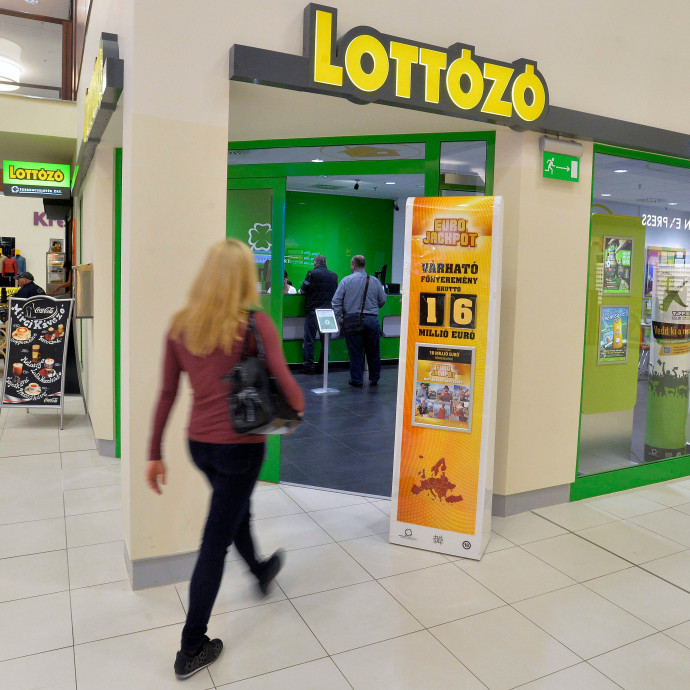 Több mint 12 milliárd forinttal tolja meg a fideszes médiát a Szerencsejáték Zrt.