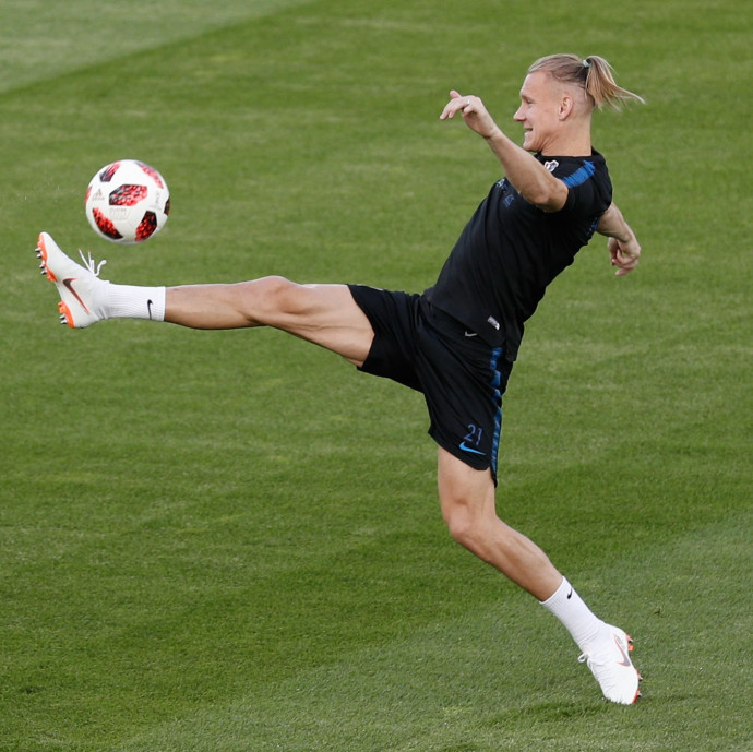 A mostani futball világbajnokságon játszanak a legöregebb focisták, de inkább a fiatalok jutnak előre