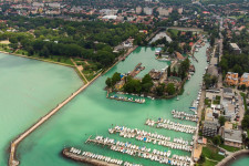 Nem kérdés, melyik város a Balaton fővárosa az interneten