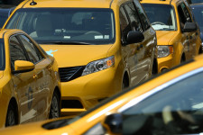 Az Uber miatt már nem futja Ferrarikra a taxikirálynak