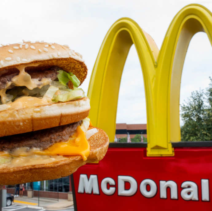 Ötven éves a Big Mac, a közgazdászok kedvenc szendvicse