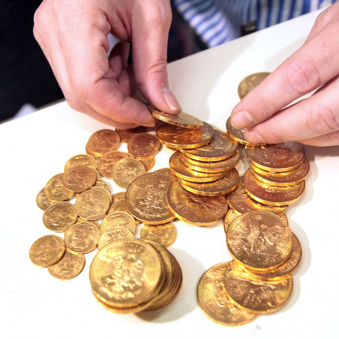 Aranyba menekülnek Trump haragja elől