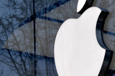 Újabb jelét adta az Apple, hogy beszállhat az autóiparba