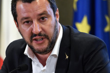 A hídkarasztrófát is felhasználja az olasz kormány az EU elleni lázadáshoz