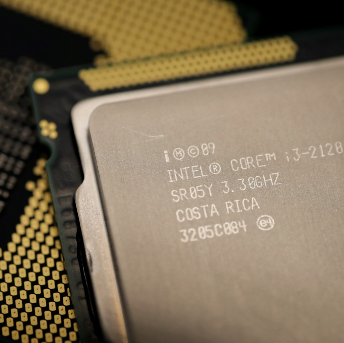 Ellenőrizd a géped, mert újabb biztonsági rést találtak az Intel processzoraiban