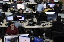 A folyamatos túlórázástól akár még részegnek is érezheted magad