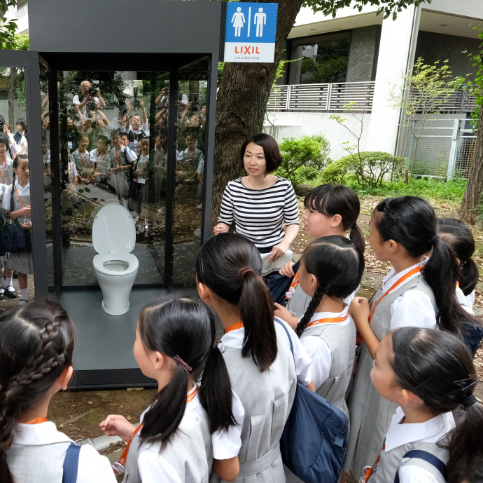 Nem csak azért hosszabb a sor a női WC-nél, mint amire először gondolsz