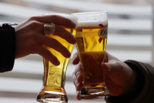 A felelős alkoholfogyasztás valójában nem lehet az italgyártók érdeke
