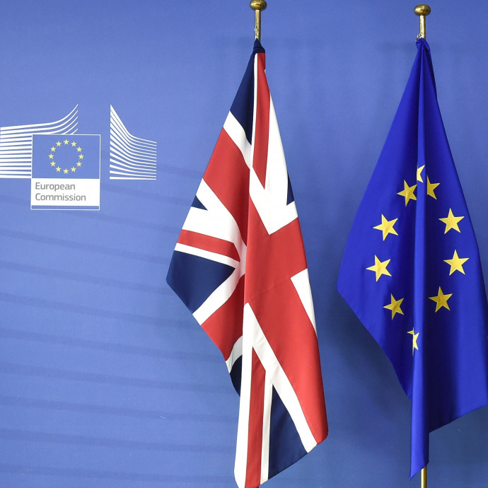 Sokak életét keseríti meg, ha száműzik az angol nyelvet az EU-ból