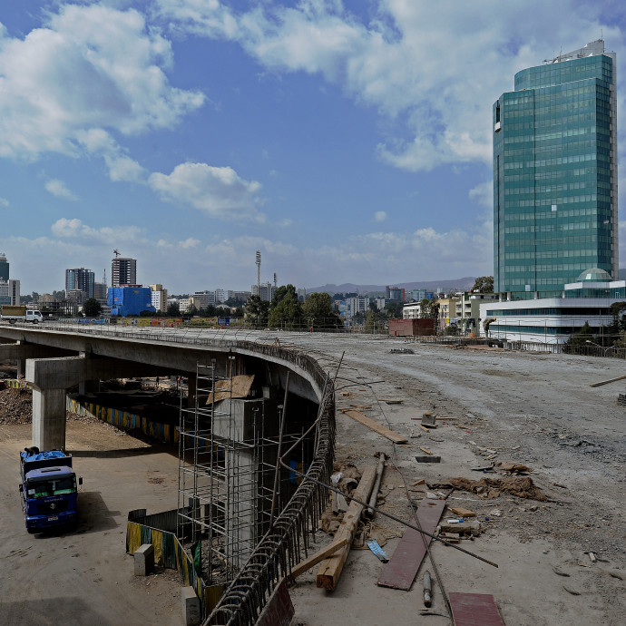 30 milliárdos irodát épít a cég, amely győztesnek hirdette magát a Budapest-Belgrád vasútnál