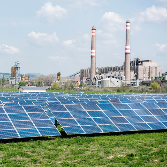 Mindent másképp kell, mert dőlni kezdett a rendszer