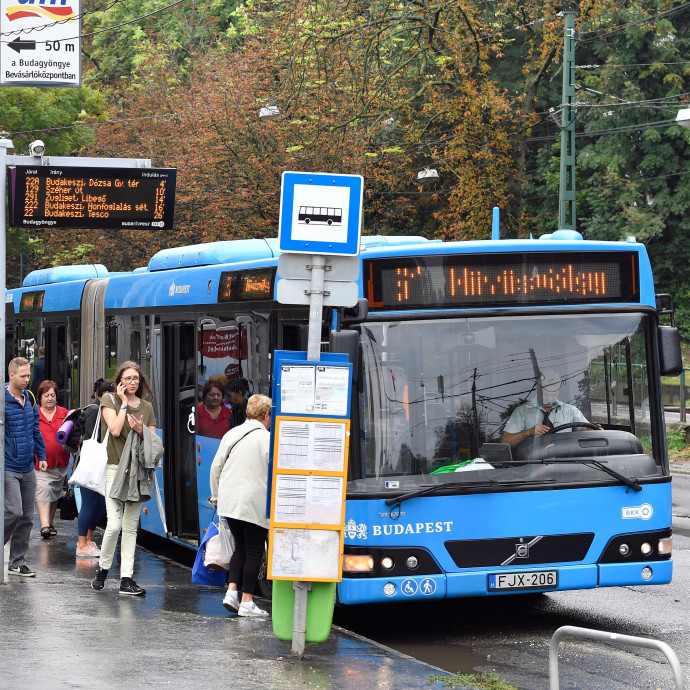 Egy tipikus városi buszozás alig gyorsabb, mint a gyaloglás