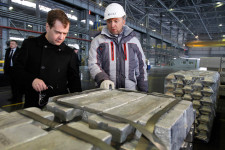 Ismét válságba lökhetnek egy kulcsfontosságú iparágat az amerikai szankciók