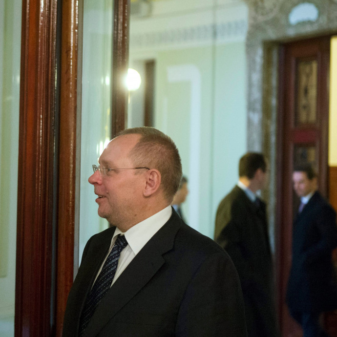 Spéder Zoltán kiüríti a CEMP-et, és egy csomagba teszi fontos érdekeltségeit