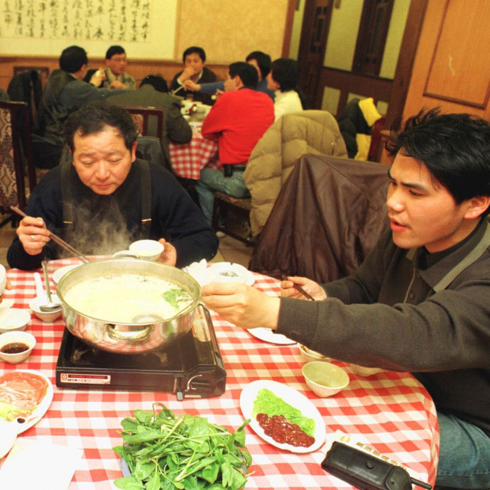 Ételben talált döglött patkány küldte mélybe egy étteremlánc árfolyamát