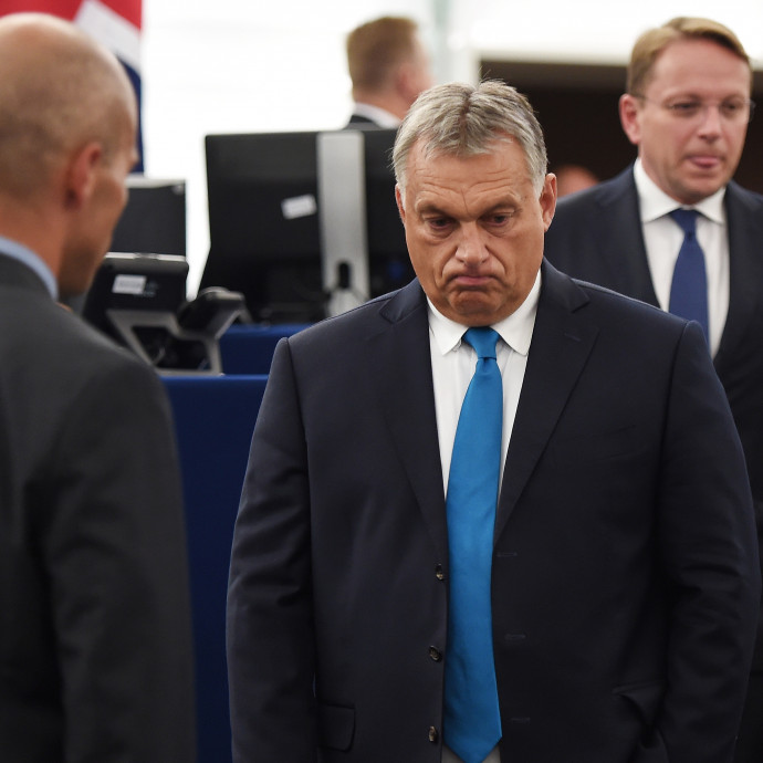 Elítélték a magyar demokrácia állapotát az európai pártok, elindult a kiközösítéshez vezető folyamat